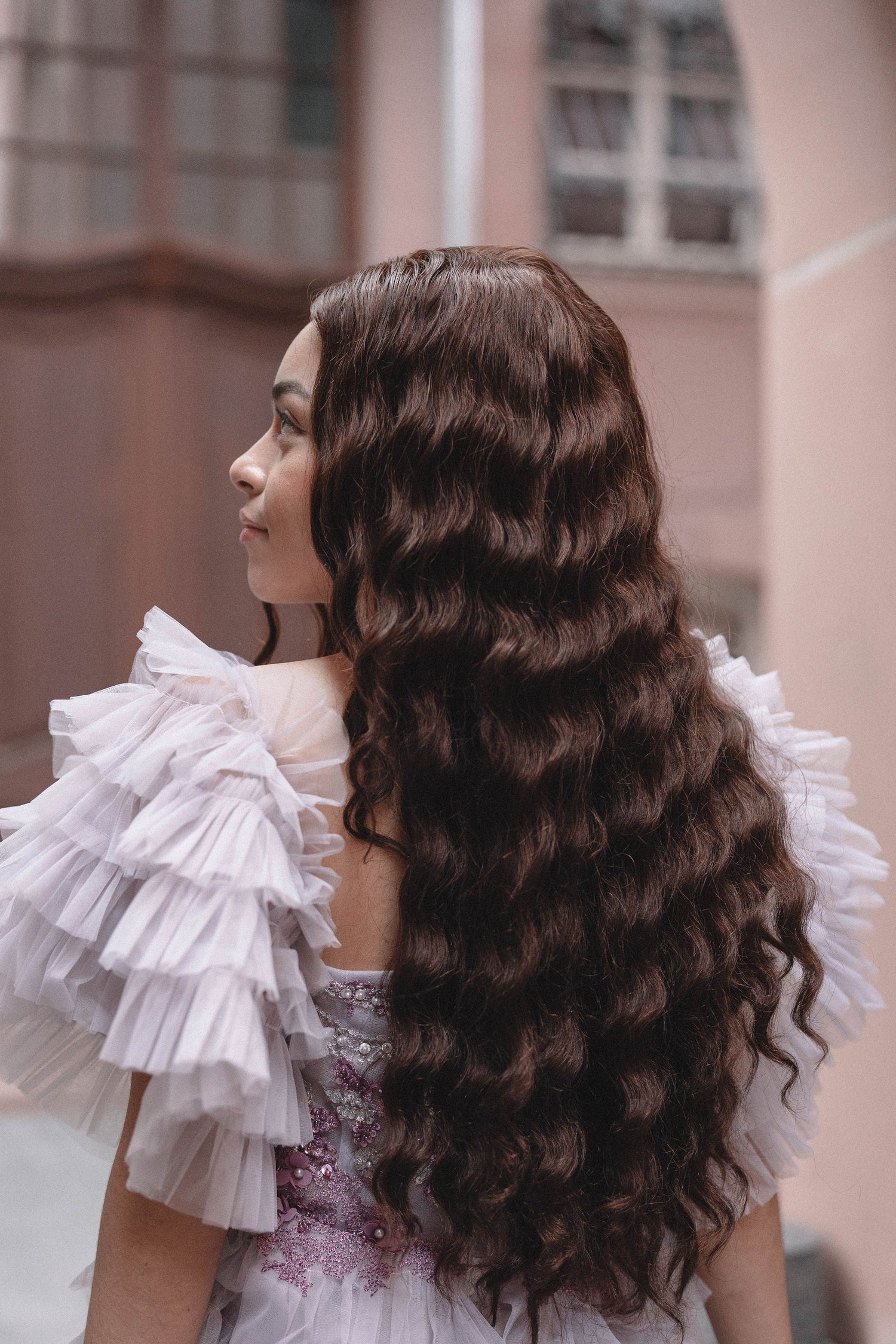 wig made from 100% human hair, designed for a sleek, elegant look with a natural appearance and smooth texture. Available in multiple colors for a customized style